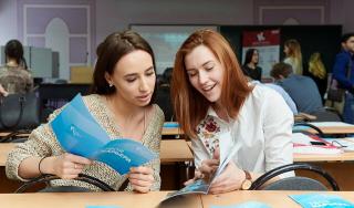 Студенты на занятиях